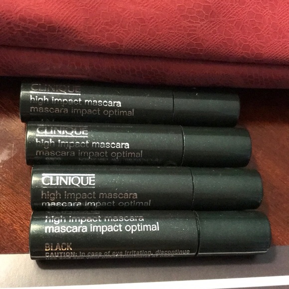 Bundle of 4 mini Clinique High Impact Mascara - Picture 2 of 3